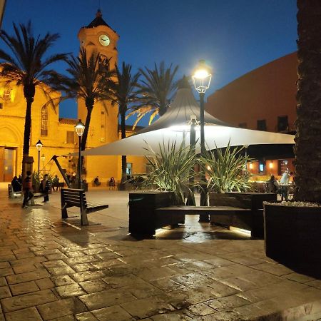 Apartamento Plaza De La Iglesia Deltebre Exteriér fotografie