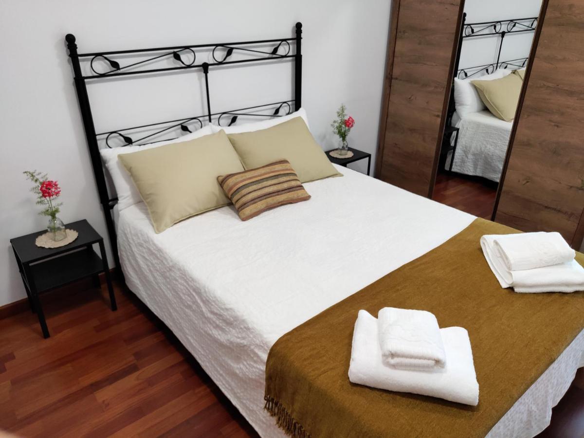 Apartamento Plaza De La Iglesia Deltebre Exteriér fotografie