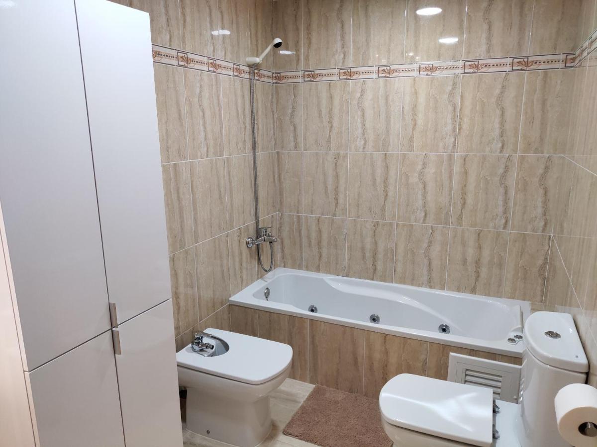 Apartamento Plaza De La Iglesia Deltebre Exteriér fotografie
