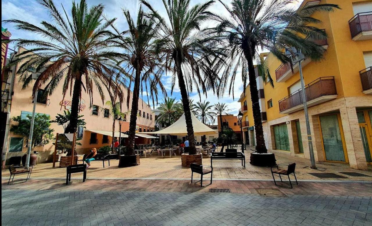 Apartamento Plaza De La Iglesia Deltebre Exteriér fotografie