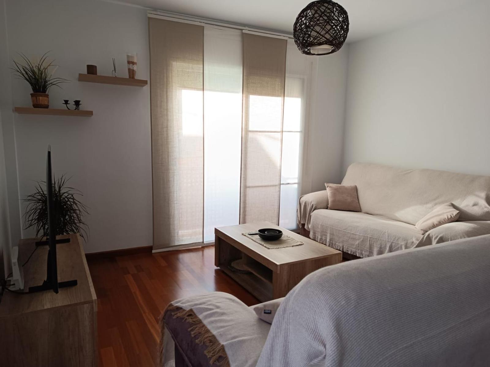 Apartamento Plaza De La Iglesia Deltebre Exteriér fotografie